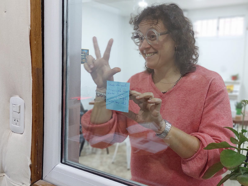 Productora trabajando